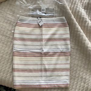 NEVER WORN EXPRESS PENCIL SKIRT